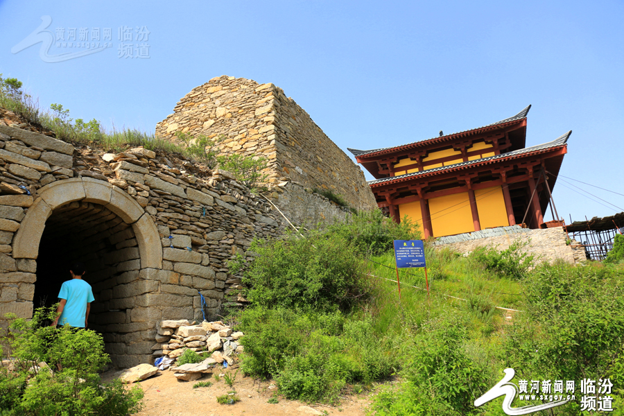 曲沃:桥山黄帝庙风景区